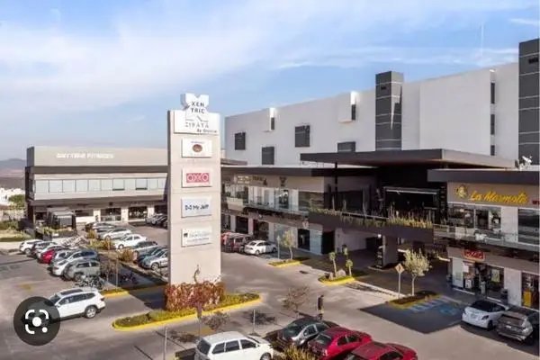 Plazas comerciales Xentric en Querétaro